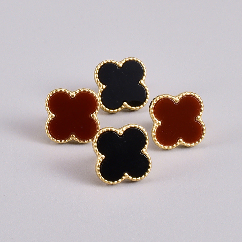 Layered in Clovers